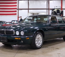 Jaguar xj8 test